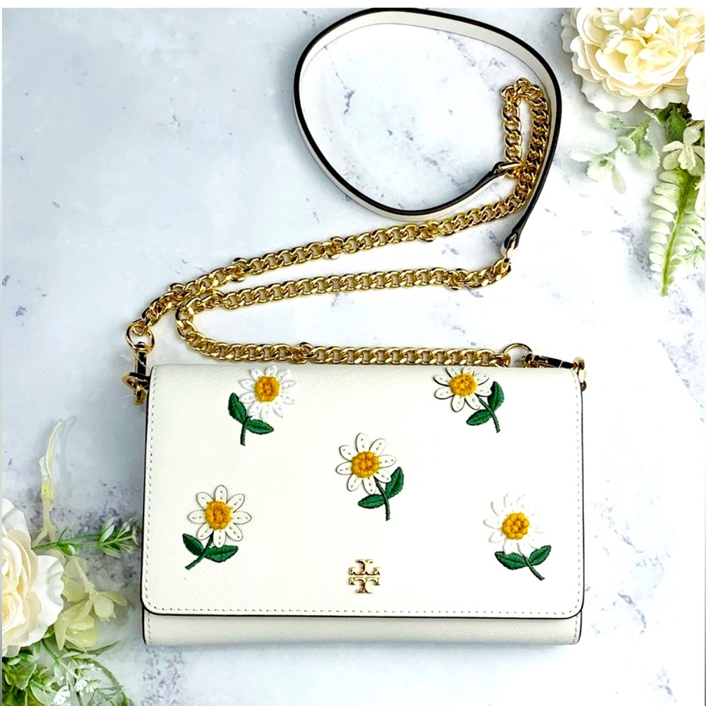 BNWT Tory Burch Women’s Emerson Daisy Flower Applique Chain Wallet